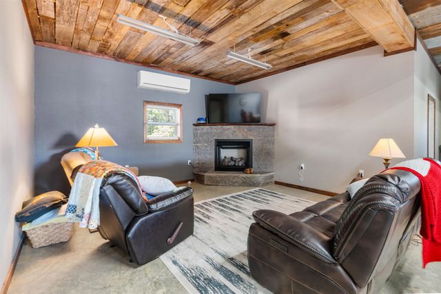 3091 W AR 58 Hwy, Melbourne, AR 72556