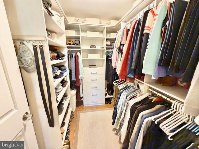 236 WAGON WHEEL LN, Columbus, NJ 08022