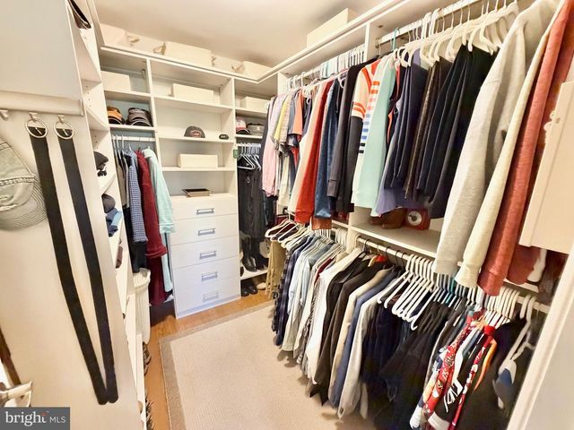 236 WAGON WHEEL LN, Columbus, NJ 08022