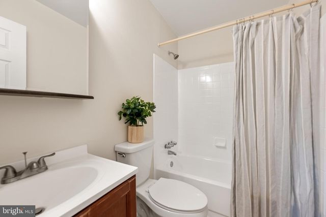 3089 TECUMSEH CT, Woodbridge, VA 22192