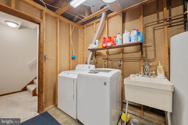 3089 TECUMSEH CT, Woodbridge, VA 22192