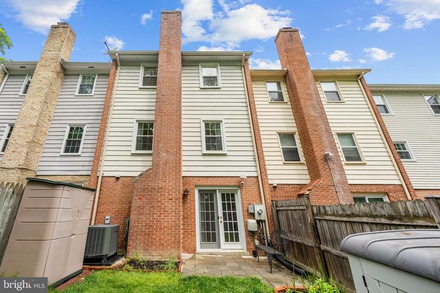 3089 TECUMSEH CT, Woodbridge, VA 22192