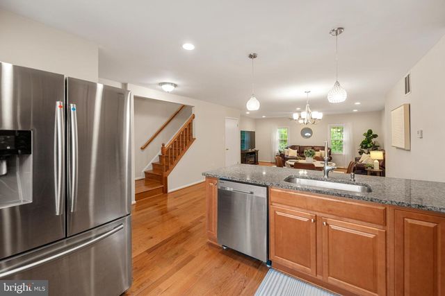 3089 TECUMSEH CT, Woodbridge, VA 22192