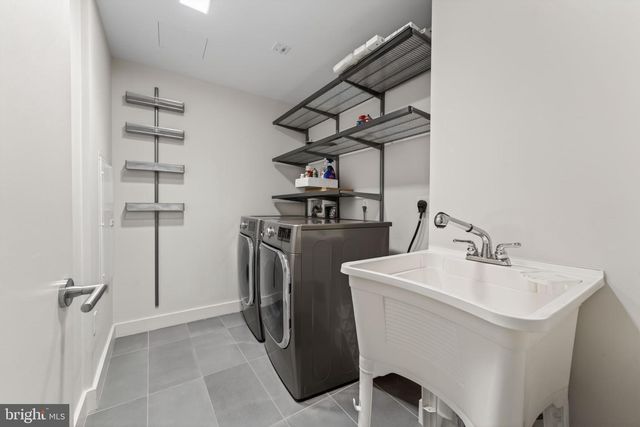 1332 8TH ST NW, Washington, DC 20001