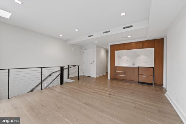 1332 8TH ST NW, Washington, DC 20001