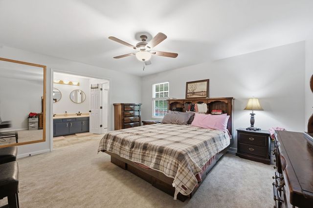 7608 Ridge Bay Dr, Hixson, TN 37343