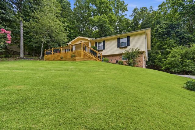 7608 Ridge Bay Dr, Hixson, TN 37343