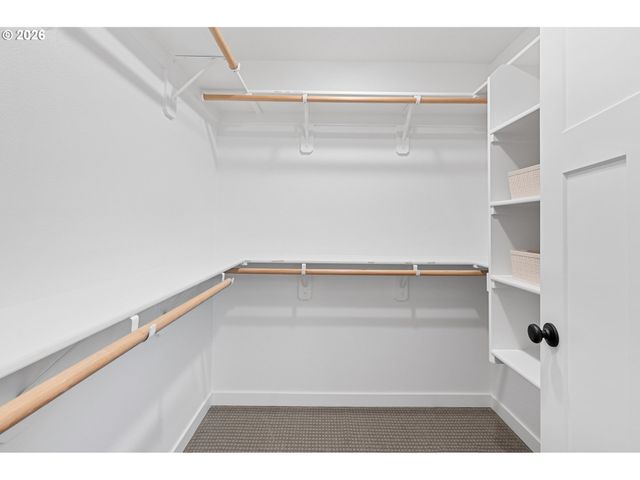 7456 N STOCKTON Ave, Portland, OR 97203