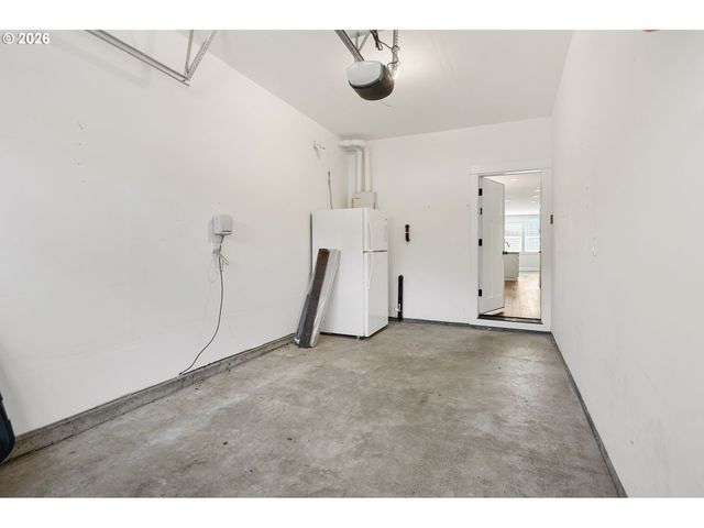 7456 N STOCKTON Ave, Portland, OR 97203