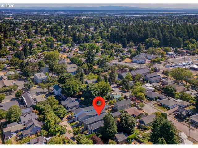 7456 N STOCKTON Ave, Portland, OR 97203