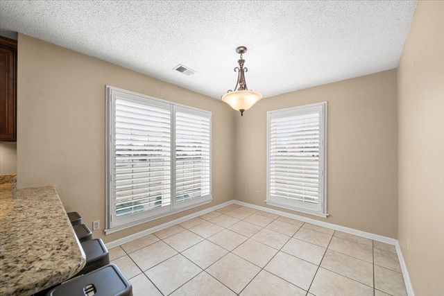 6736 FORREST CIR, Bartlett, TN 38135