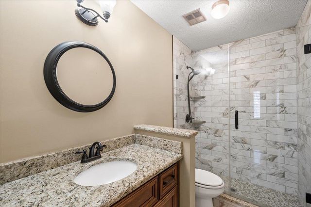 6736 FORREST CIR, Bartlett, TN 38135