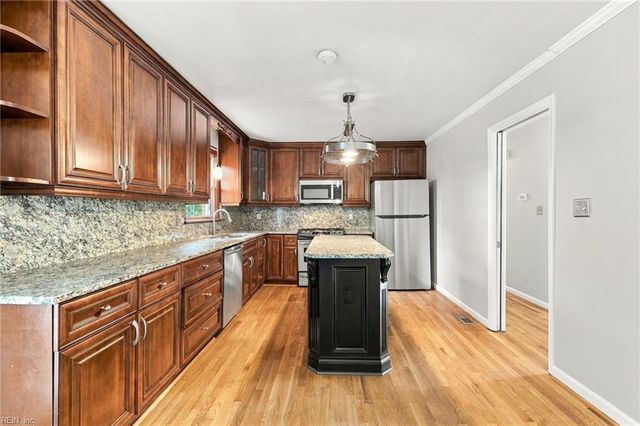 508 Spinnaker RD, Newport News, VA 23602