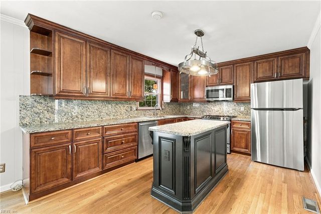 508 Spinnaker RD, Newport News, VA 23602