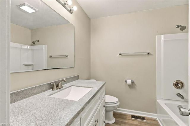 508 Spinnaker RD, Newport News, VA 23602