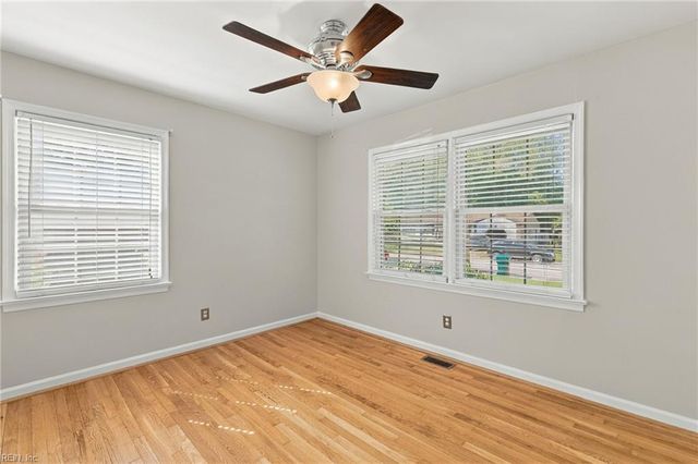 508 Spinnaker RD, Newport News, VA 23602