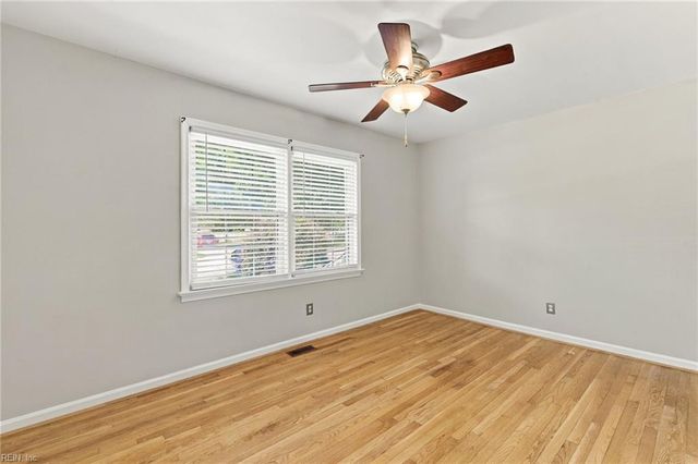 508 Spinnaker RD, Newport News, VA 23602