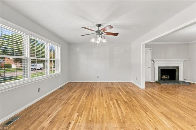 508 Spinnaker RD, Newport News, VA 23602