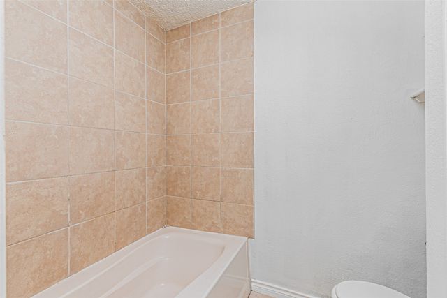 2606 Hollow Bend, Mesquite, TX 75150