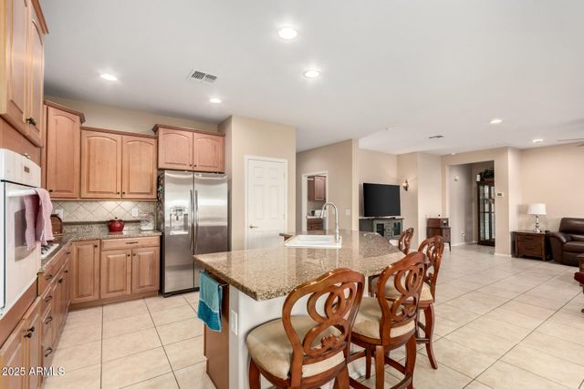 20151 N RIVERBANK Road, Maricopa, AZ 85138