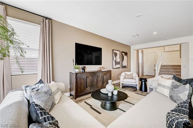 2492 Tom Collins Drive, Las Vegas, NV 89121