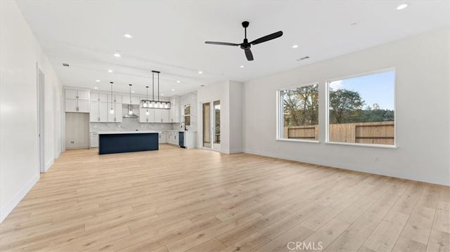 1 Moonbeam Ct Court, Oroville, CA 95966