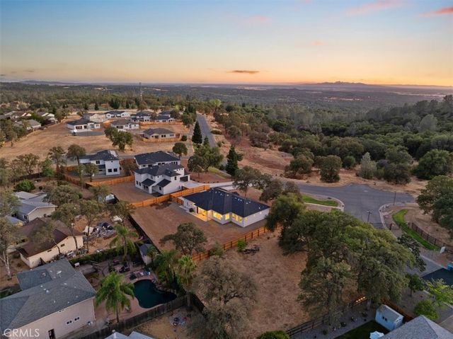 1 Moonbeam Ct Court, Oroville, CA 95966