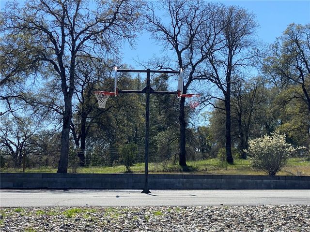 1 Moonbeam Ct Court, Oroville, CA 95966