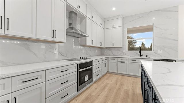 1 Moonbeam Ct Court, Oroville, CA 95966