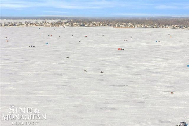 7842 Stark Drive, Clay, MI 48001