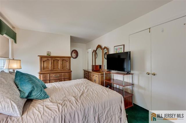 254 Teasdale Place, Morganville, NJ 07751