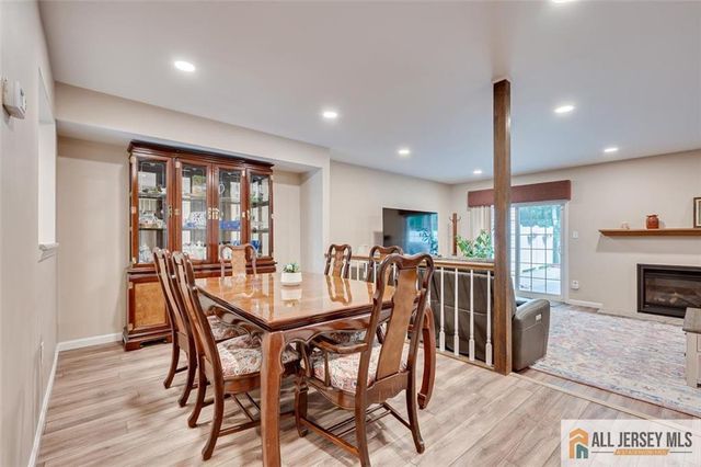 254 Teasdale Place, Morganville, NJ 07751