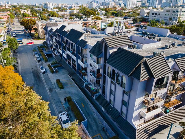 777 SW 9th Avenue 409, Miami, FL 33130