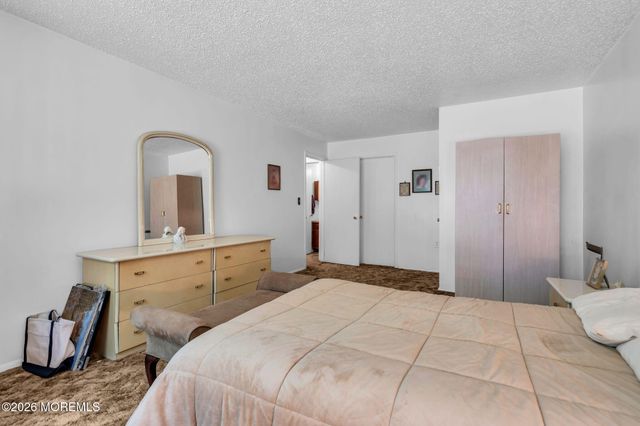 163 Lilac Court, Jackson, NJ 08527