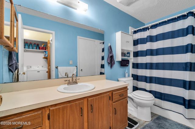 163 Lilac Court, Jackson, NJ 08527