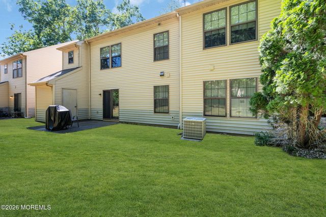 163 Lilac Court, Jackson, NJ 08527