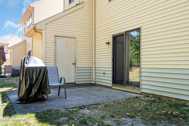 163 Lilac Court, Jackson, NJ 08527