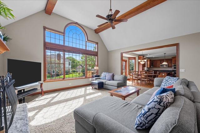 0S255 Bealer Circle, Geneva, IL 60134