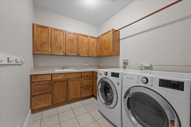 0S255 Bealer Circle, Geneva, IL 60134