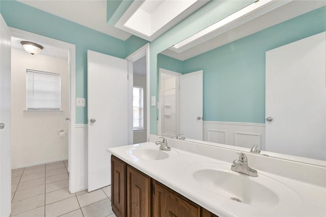 346 Lost Rock Drive, Houston, TX 77598