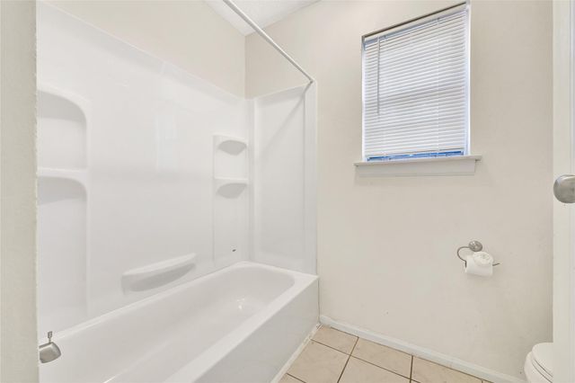 346 Lost Rock Drive, Houston, TX 77598