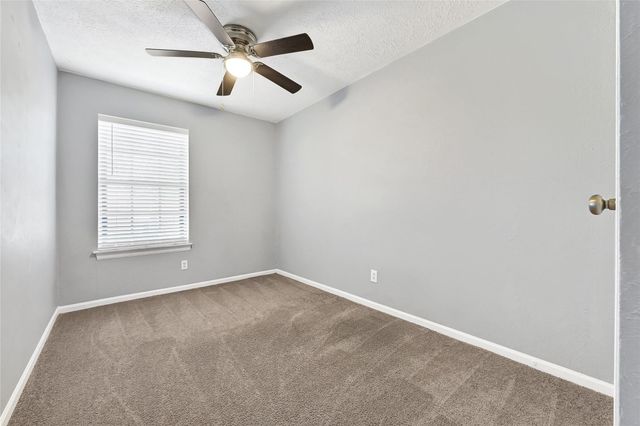 346 Lost Rock Drive, Houston, TX 77598