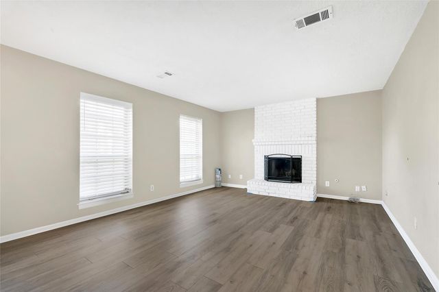 346 Lost Rock Drive, Houston, TX 77598