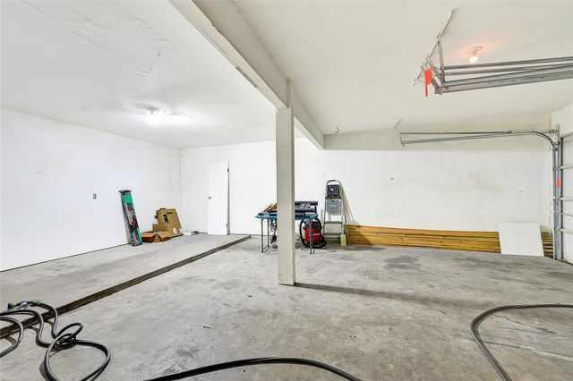 346 Lost Rock Drive, Houston, TX 77598