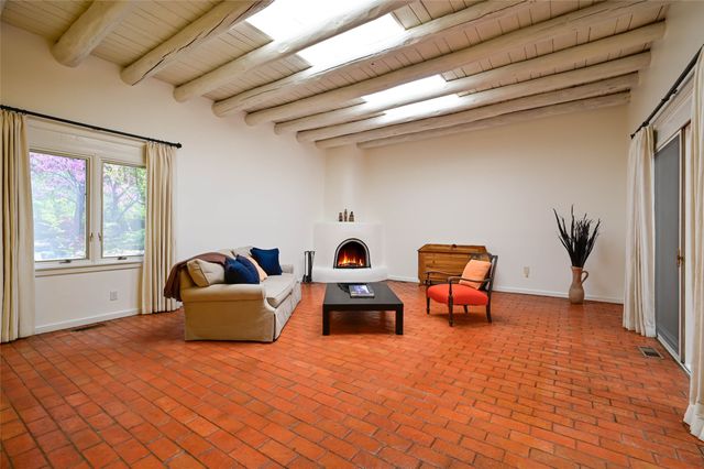 653 Canyon Road 15, Santa Fe, NM 87501