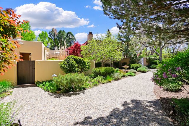 653 Canyon Road 15, Santa Fe, NM 87501