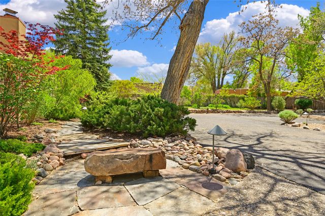 653 Canyon Road 15, Santa Fe, NM 87501