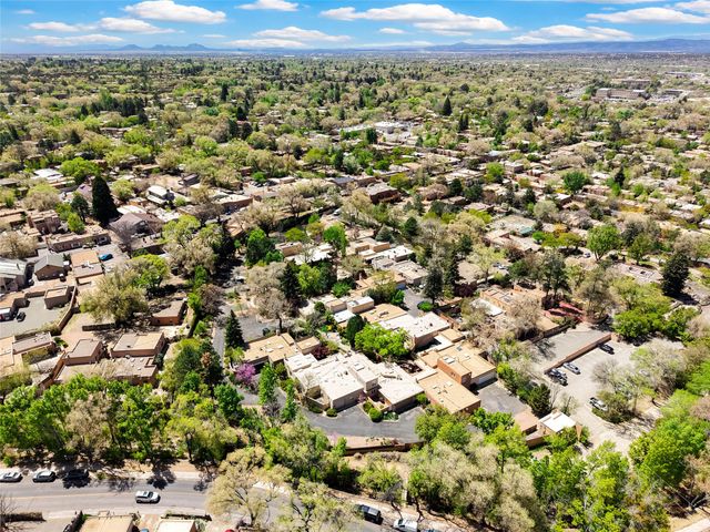 653 Canyon Road 15, Santa Fe, NM 87501
