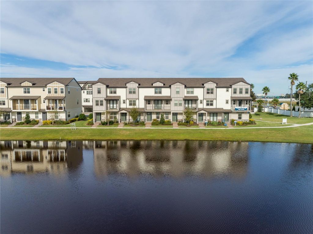 Image 2 of property listing at 7724 SWEET STAR AVENUE, Orlando, FL 32836