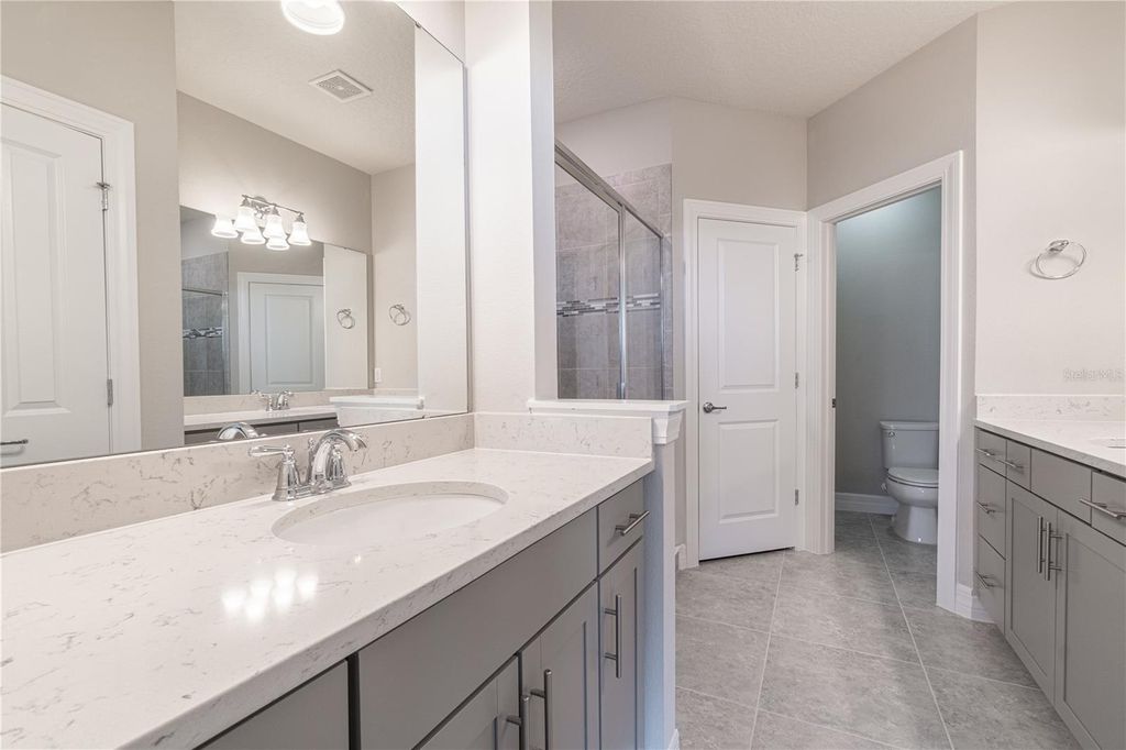 Image 17 of property listing at 7724 SWEET STAR AVENUE, Orlando, FL 32836